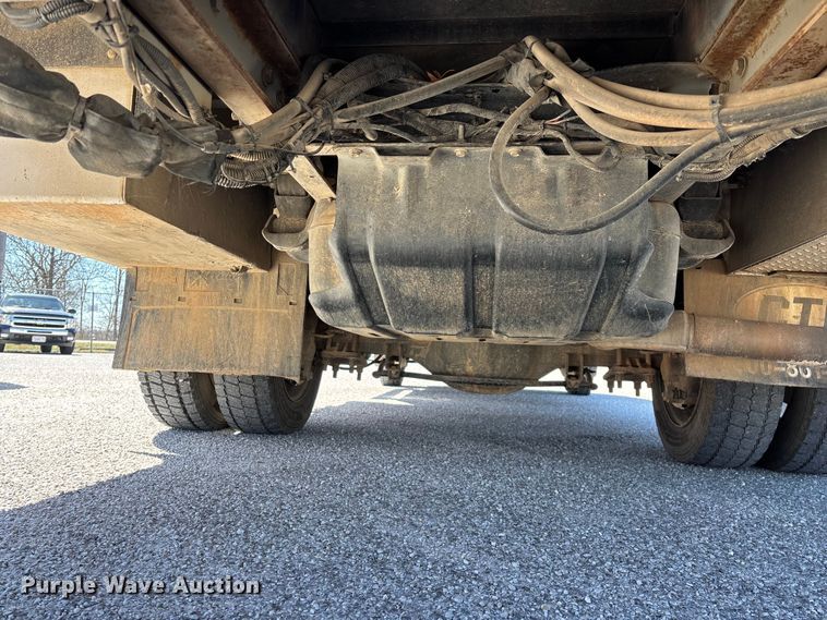 image for item FG0165 2014 RAM 5500 bucket truck