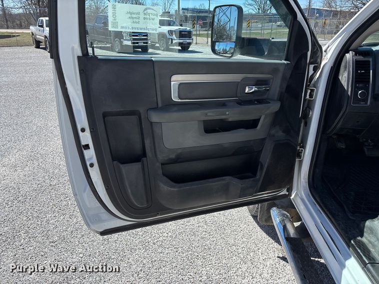 image for item FG0165 2014 RAM 5500 bucket truck