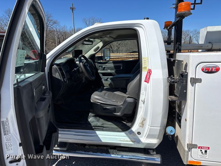 image for item FG0165 2014 RAM 5500 bucket truck