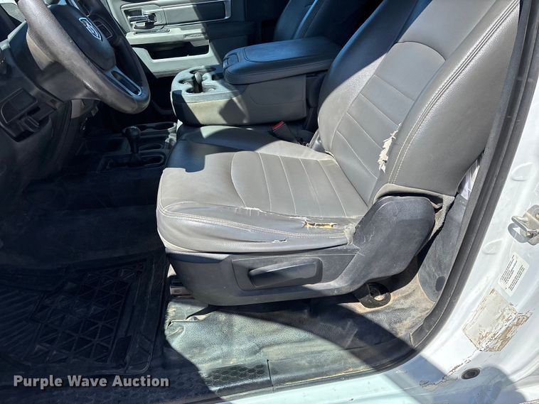 image for item FG0165 2014 RAM 5500 bucket truck