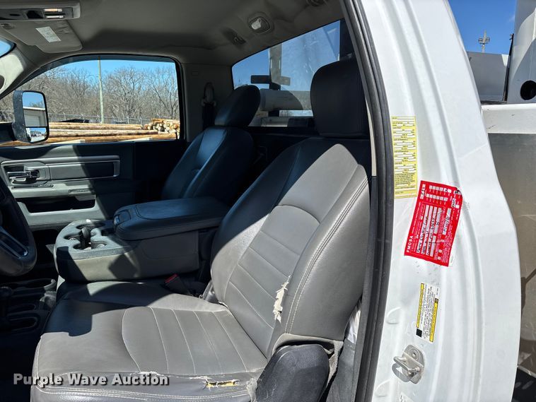 image for item FG0165 2014 RAM 5500 bucket truck