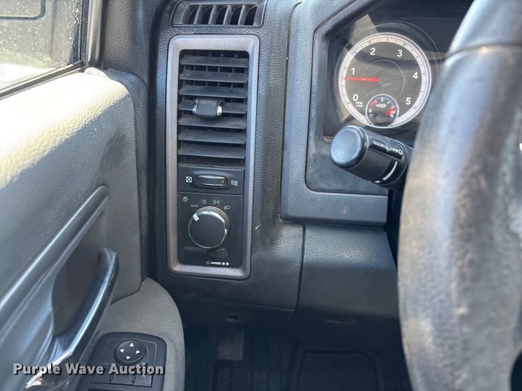 image for item FG0165 2014 RAM 5500 bucket truck