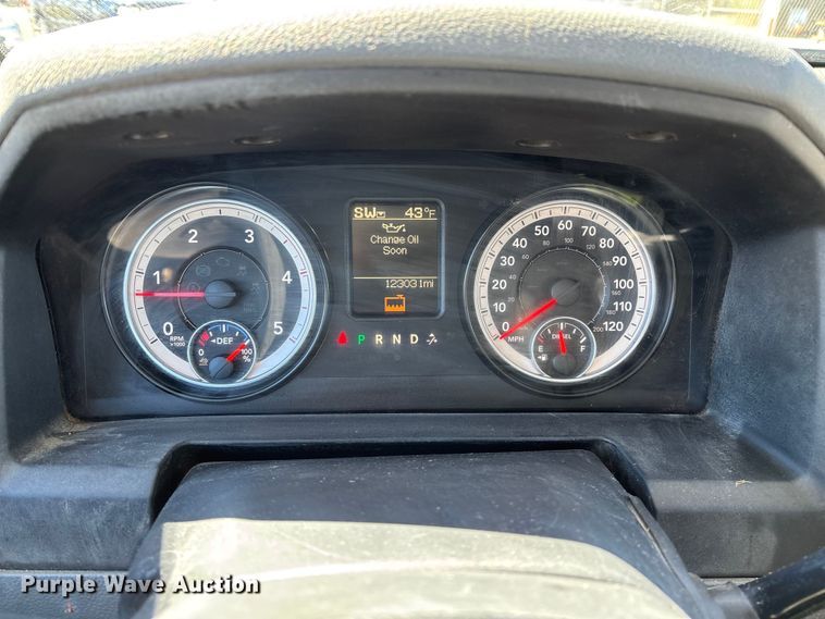 image for item FG0165 2014 RAM 5500 bucket truck