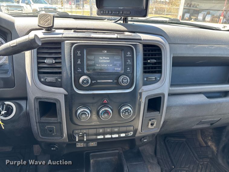 image for item FG0165 2014 RAM 5500 bucket truck