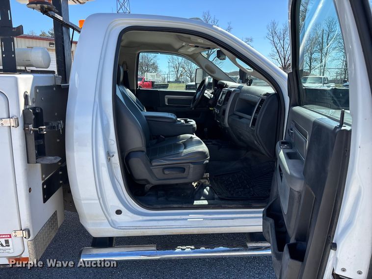 image for item FG0165 2014 RAM 5500 bucket truck