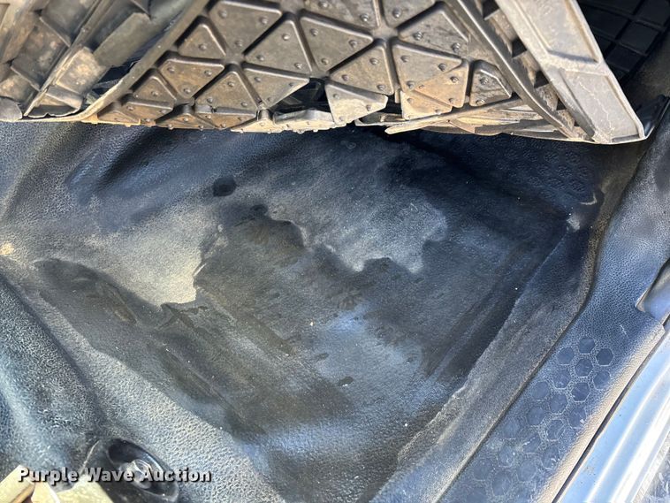 image for item FG0165 2014 RAM 5500 bucket truck