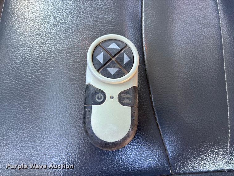 image for item FG0165 2014 RAM 5500 bucket truck