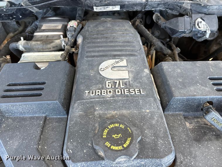 image for item FG0165 2014 RAM 5500 bucket truck