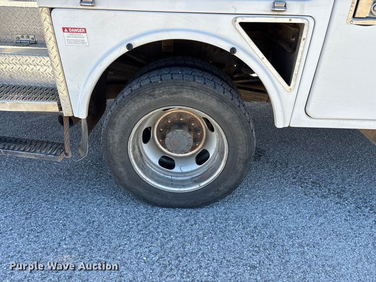 image for item FG0165 2014 RAM 5500 bucket truck