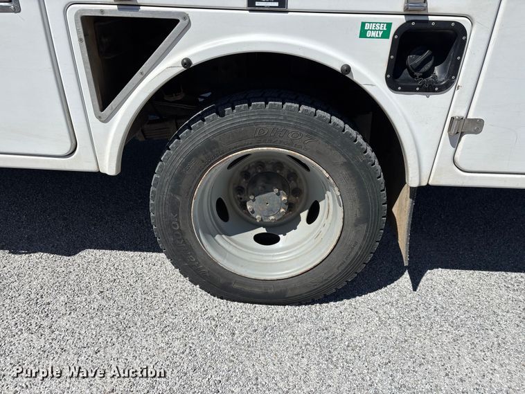 image for item FG0165 2014 RAM 5500 bucket truck