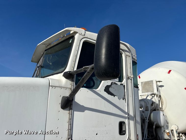 image for item FG0168 2004 Kenworth W900 ready mix truck