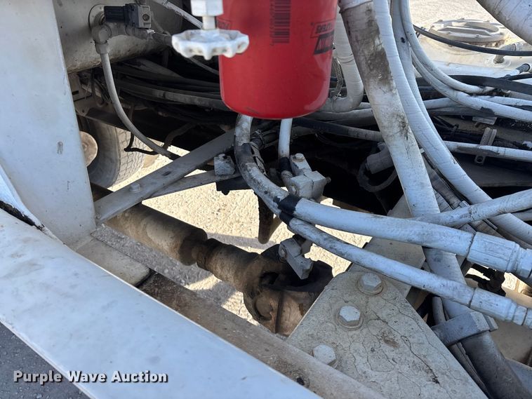 image for item FG0168 2004 Kenworth W900 ready mix truck