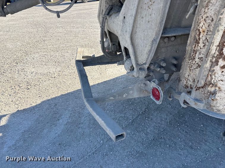 image for item FG0168 2004 Kenworth W900 ready mix truck