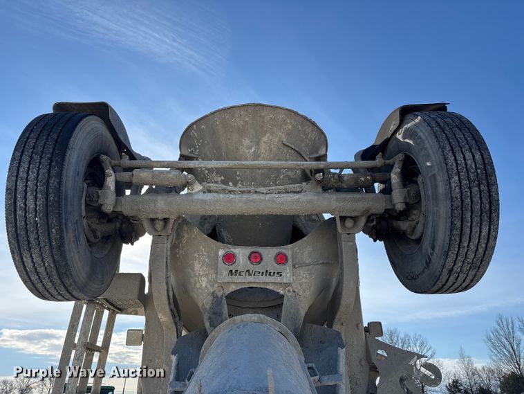 image for item FG0168 2004 Kenworth W900 ready mix truck