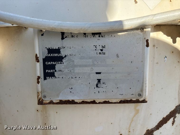 image for item FG0168 2004 Kenworth W900 ready mix truck