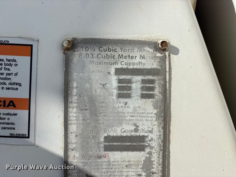 image for item FG0168 2004 Kenworth W900 ready mix truck