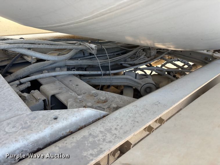 image for item FG0168 2004 Kenworth W900 ready mix truck