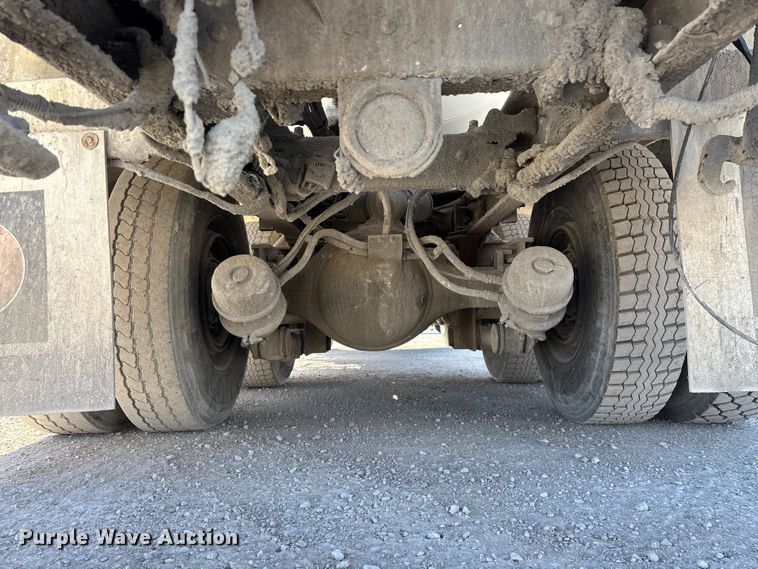 image for item FG0168 2004 Kenworth W900 ready mix truck