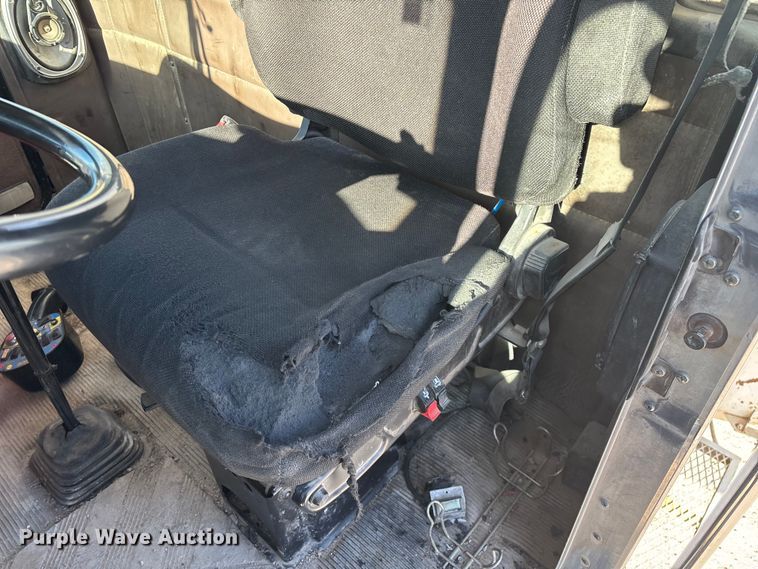 image for item FG0168 2004 Kenworth W900 ready mix truck