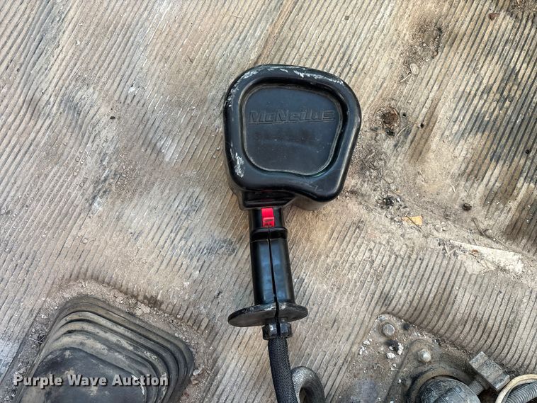 image for item FG0168 2004 Kenworth W900 ready mix truck