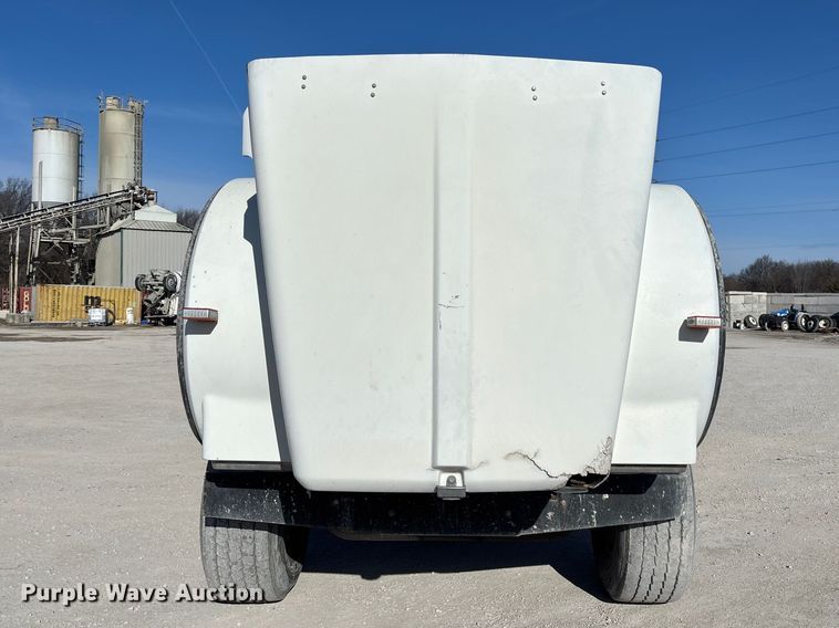 image for item FG0168 2004 Kenworth W900 ready mix truck