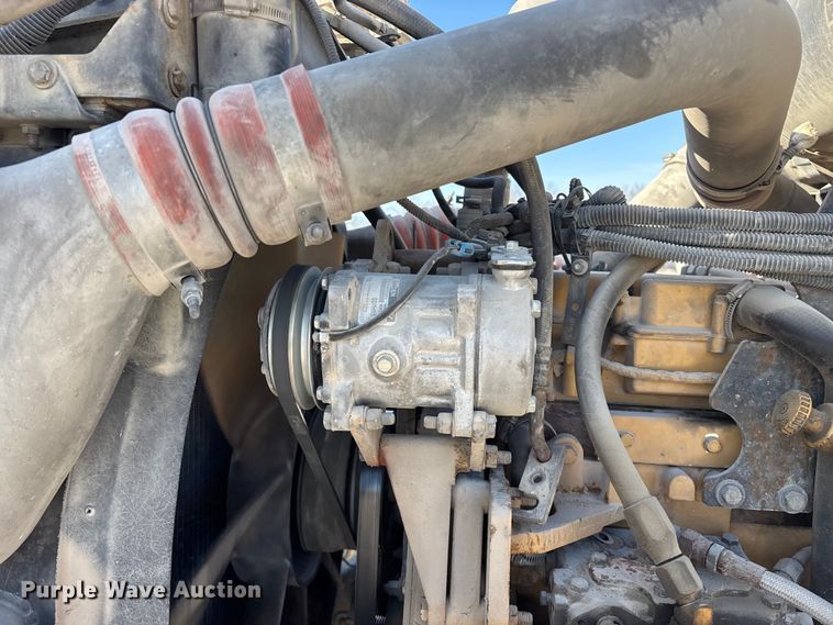 image for item FG0168 2004 Kenworth W900 ready mix truck