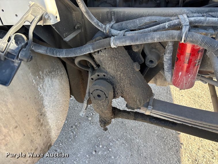 image for item FG0168 2004 Kenworth W900 ready mix truck