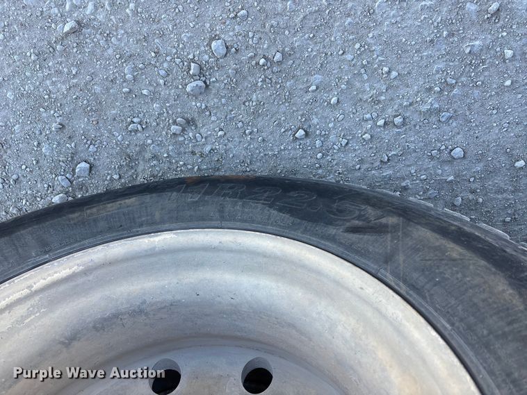 image for item FG0168 2004 Kenworth W900 ready mix truck