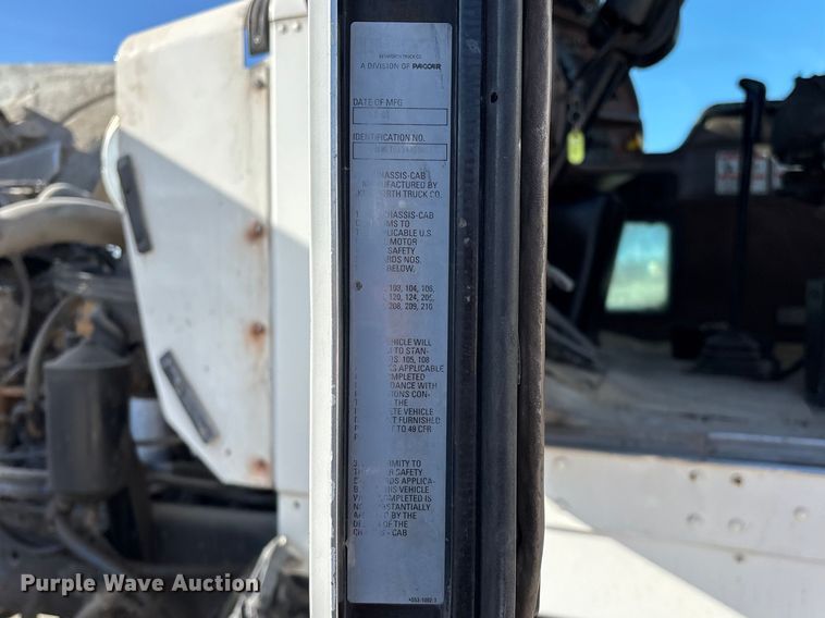 image for item FG0168 2004 Kenworth W900 ready mix truck