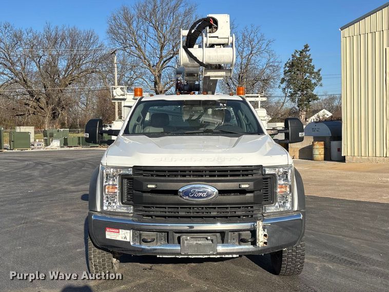 image for item FG0209 2018 Ford F550 Super Duty bucket truck