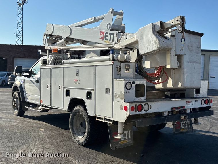image for item FG0209 2018 Ford F550 Super Duty bucket truck