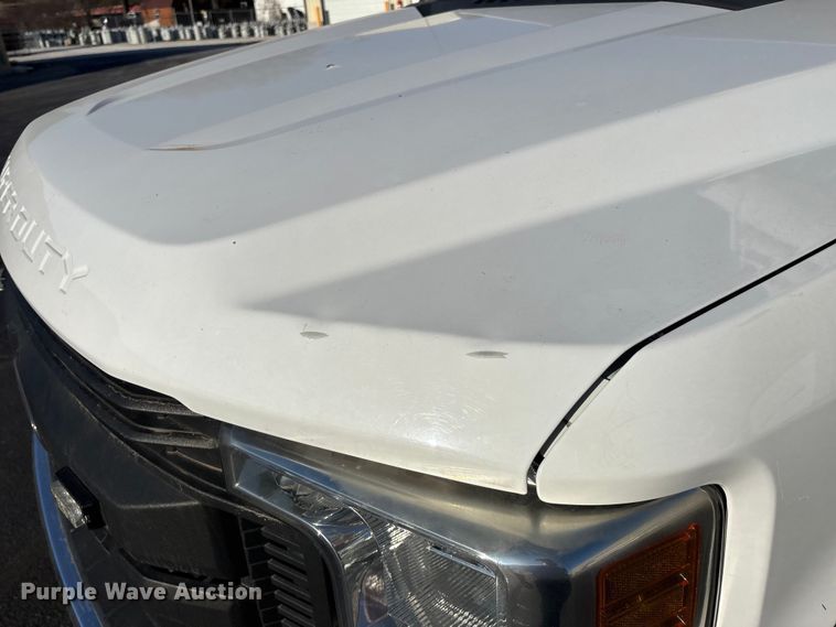 image for item FG0209 2018 Ford F550 Super Duty bucket truck