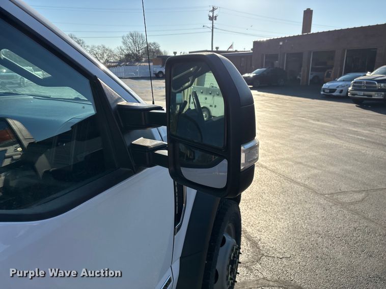 image for item FG0209 2018 Ford F550 Super Duty bucket truck