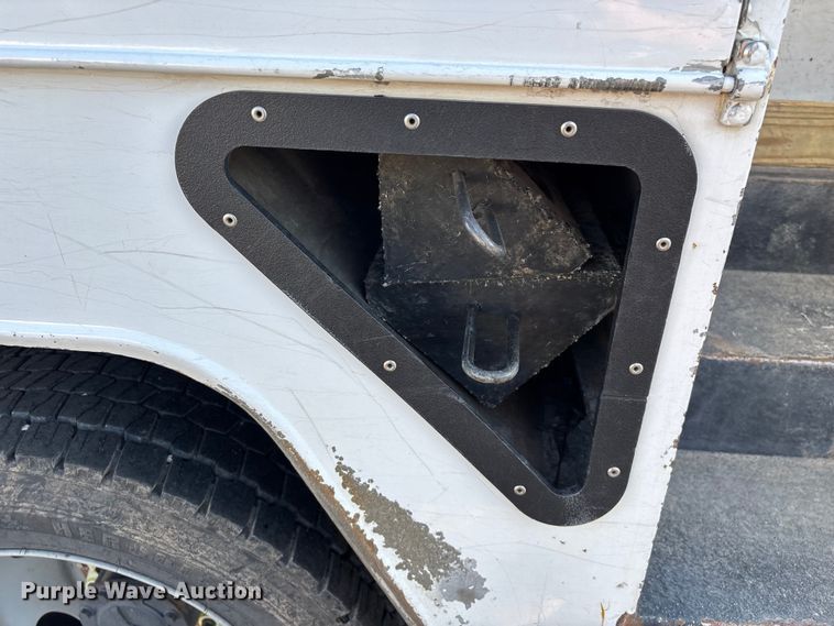 image for item FG0209 2018 Ford F550 Super Duty bucket truck