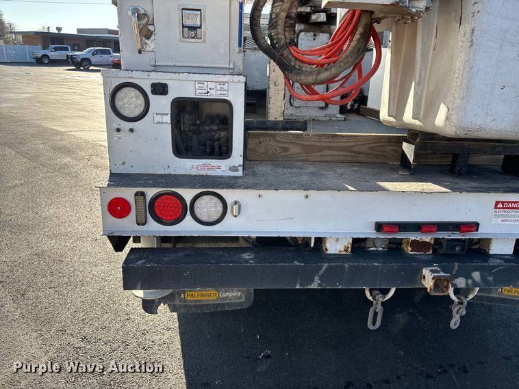 image for item FG0209 2018 Ford F550 Super Duty bucket truck