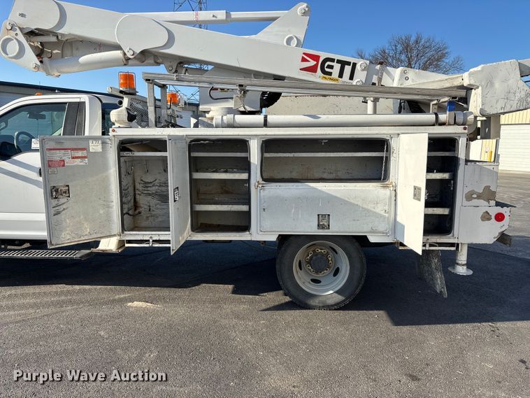 image for item FG0209 2018 Ford F550 Super Duty bucket truck