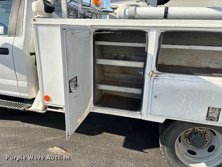 image for item FG0209 2018 Ford F550 Super Duty bucket truck