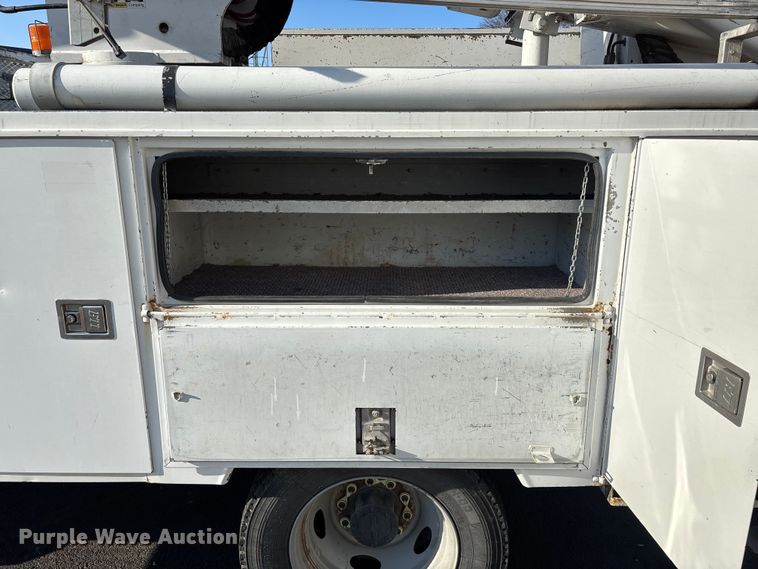 image for item FG0209 2018 Ford F550 Super Duty bucket truck