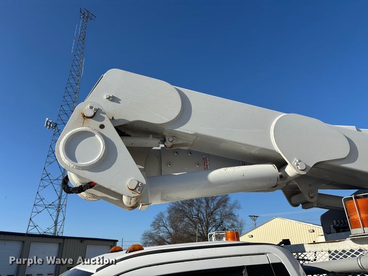 image for item FG0209 2018 Ford F550 Super Duty bucket truck