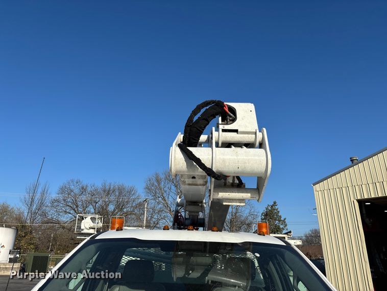 image for item FG0209 2018 Ford F550 Super Duty bucket truck