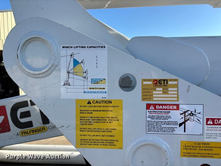 image for item FG0209 2018 Ford F550 Super Duty bucket truck