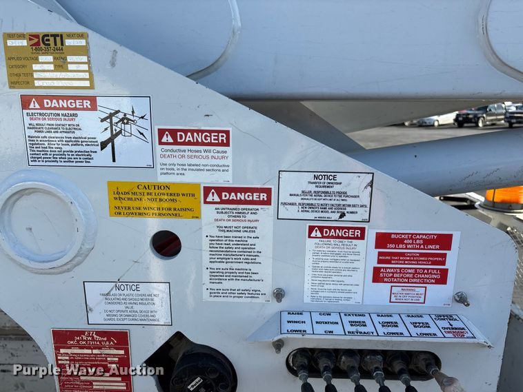 image for item FG0209 2018 Ford F550 Super Duty bucket truck