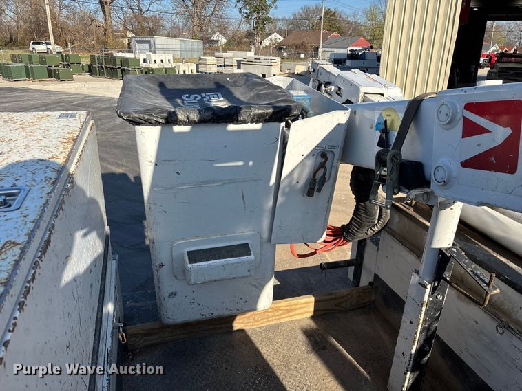 image for item FG0209 2018 Ford F550 Super Duty bucket truck