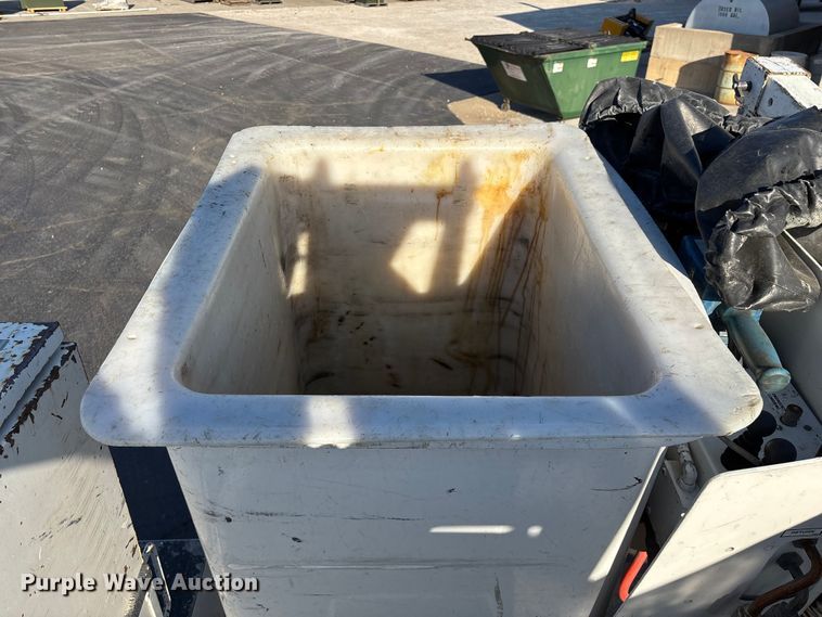 image for item FG0209 2018 Ford F550 Super Duty bucket truck