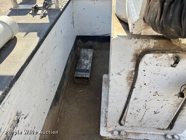 image for item FG0209 2018 Ford F550 Super Duty bucket truck