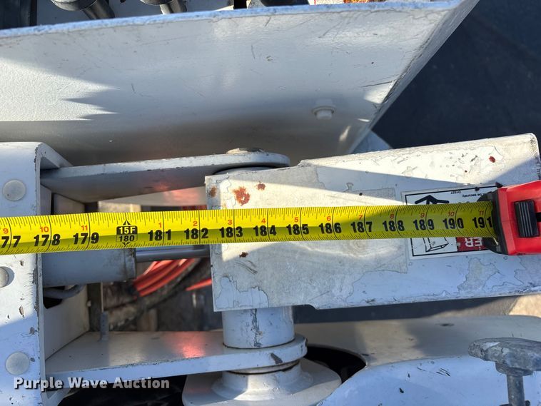 image for item FG0209 2018 Ford F550 Super Duty bucket truck