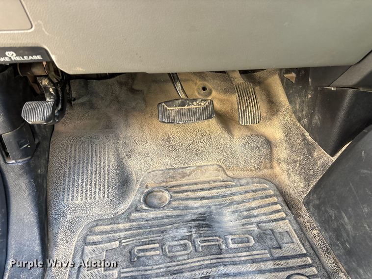 image for item FG0209 2018 Ford F550 Super Duty bucket truck