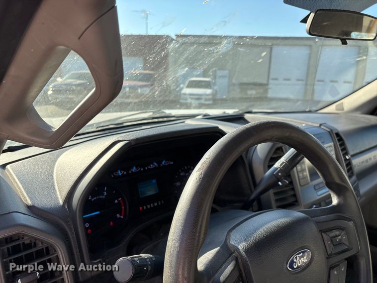 image for item FG0209 2018 Ford F550 Super Duty bucket truck