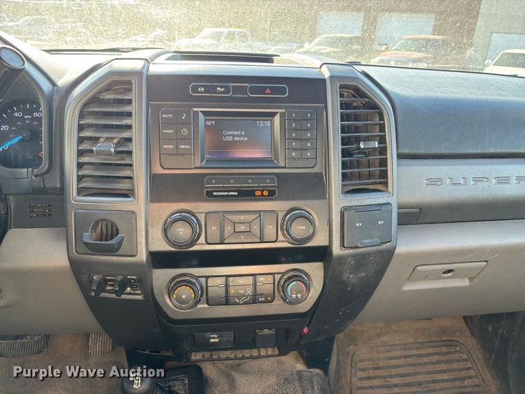 image for item FG0209 2018 Ford F550 Super Duty bucket truck