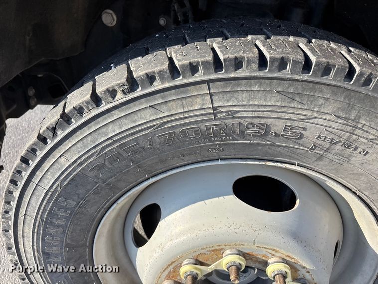 image for item FG0209 2018 Ford F550 Super Duty bucket truck